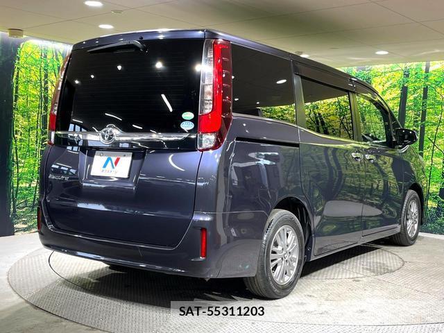 Toyota ESQUIRE 2015-12 8875697-17