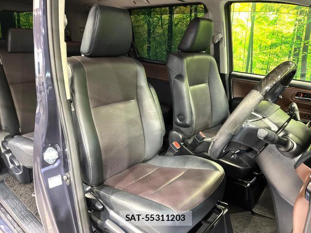 Toyota ESQUIRE 2015-12 8875697-8