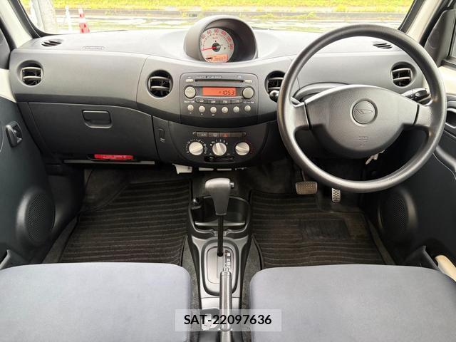 Daihatsu ESSE 2009-08 8872869-2
