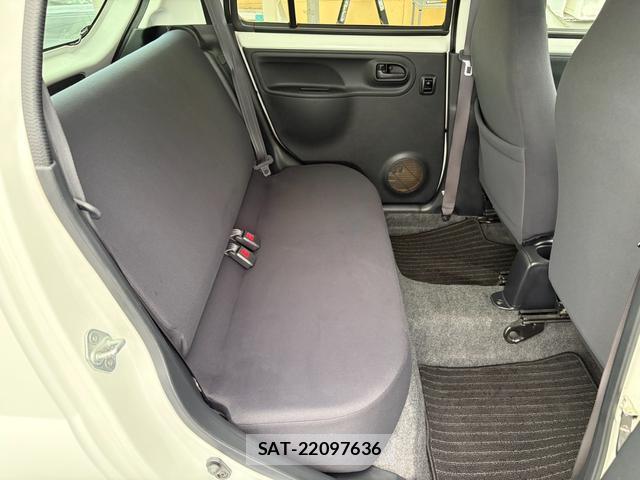 Daihatsu ESSE 2009-08 8872869-6