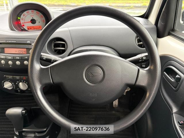 Daihatsu ESSE 2009-08 8872869-7