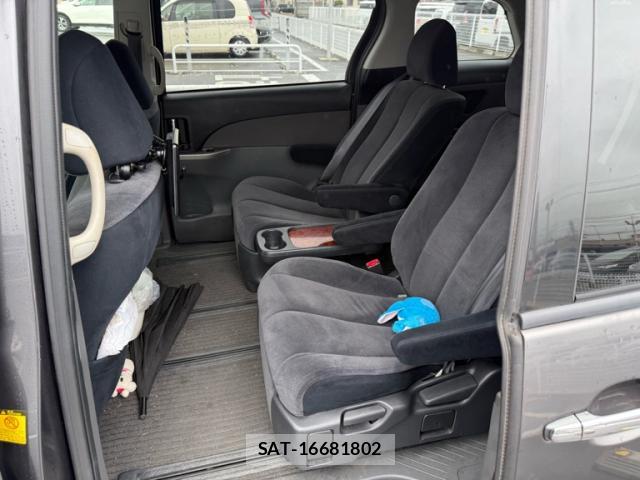 Toyota ESTIMA 2009-11 8872672-18