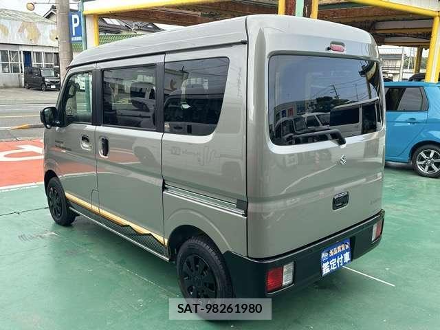 Suzuki EVERY 2025-08 8875598-1