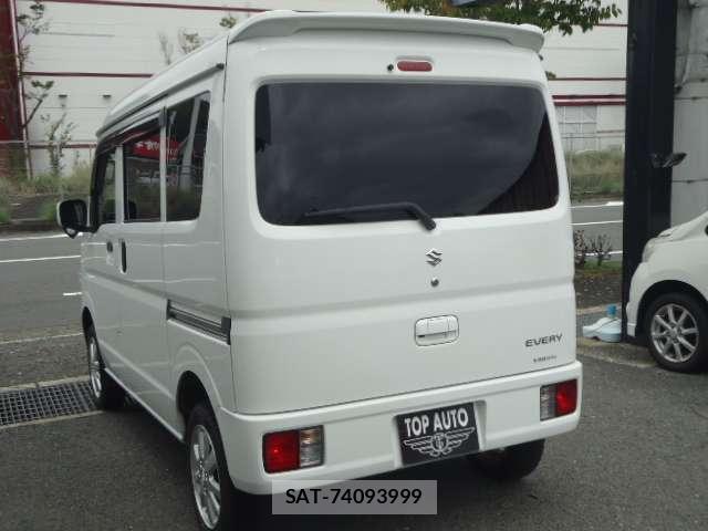 Suzuki EVERY 2018-04 8875819-16
