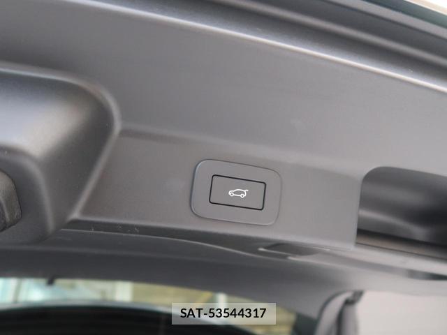 Jaguar F-PACE 2023-10 8873088-10