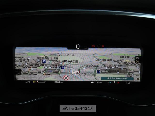 Jaguar F-PACE 2023-10 8873088-12