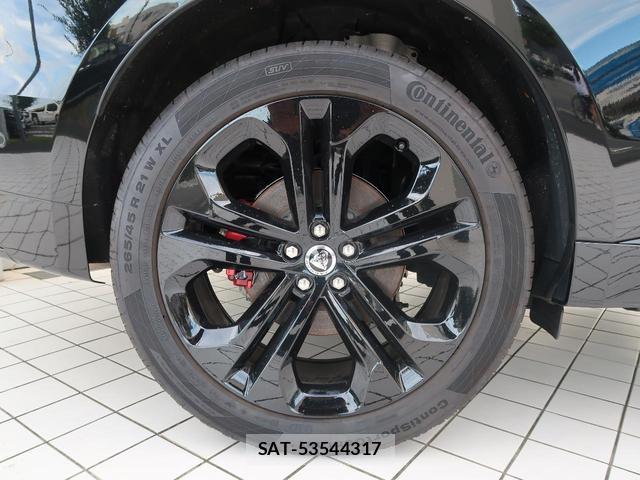 Jaguar F-PACE 2023-10 8873088-7