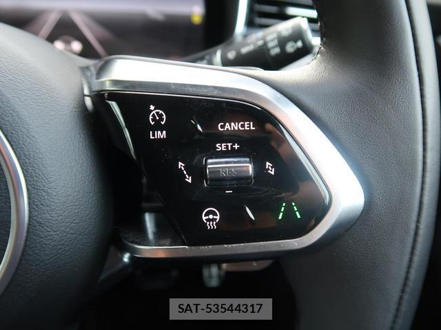 Jaguar F-PACE 2023-10 8873088-9
