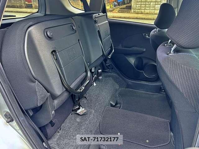 Honda FIT HYBRID 2011-12 8873892-10