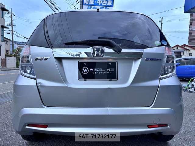 Honda FIT HYBRID 2011-12 8873892-17