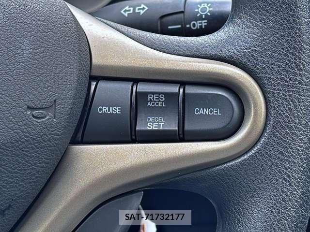 Honda FIT HYBRID 2011-12 8873892-6