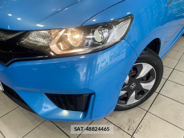 Honda FIT HYBRID 2015-10 8875065-11