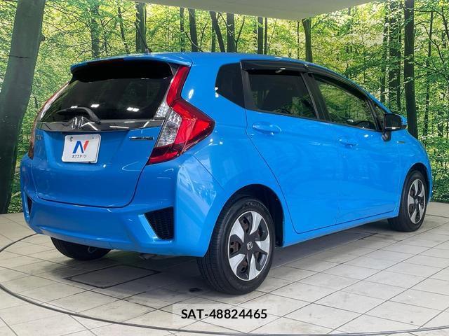 Honda FIT HYBRID 2015-10 8875065-16