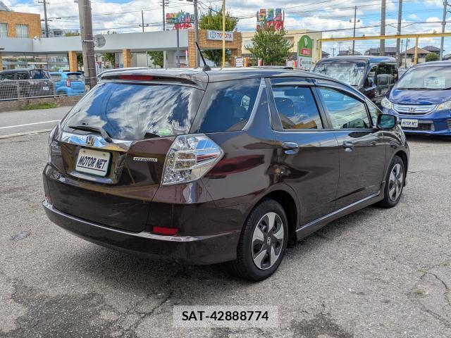 Honda FIT SHUTTLE HYBRID 2012-06 8875090-1