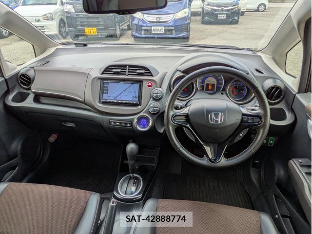 Honda FIT SHUTTLE HYBRID 2012-06 8875090-2