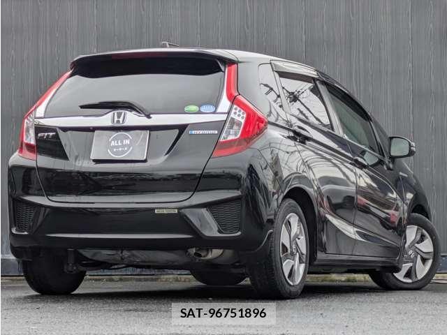 Honda FIT 2014-08 8872863-1