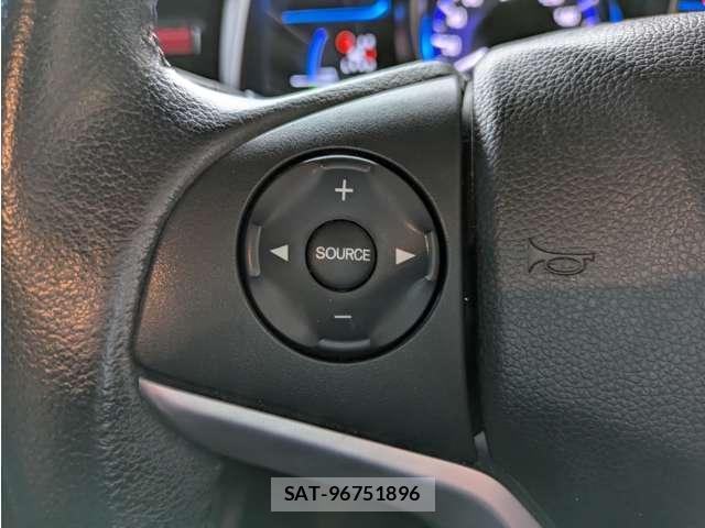 Honda FIT 2014-08 8872863-13