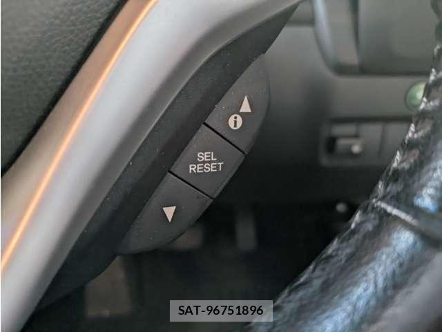 Honda FIT 2014-08 8872863-16