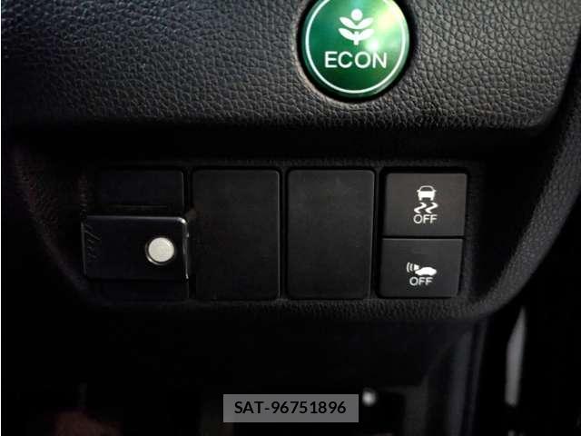 Honda FIT 2014-08 8872863-19