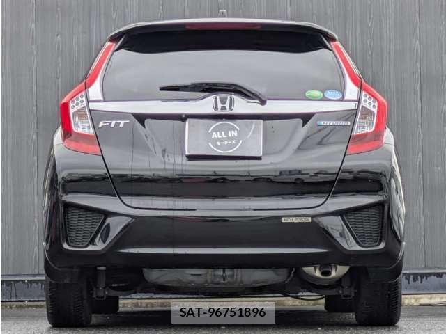 Honda FIT 2014-08 8872863-6