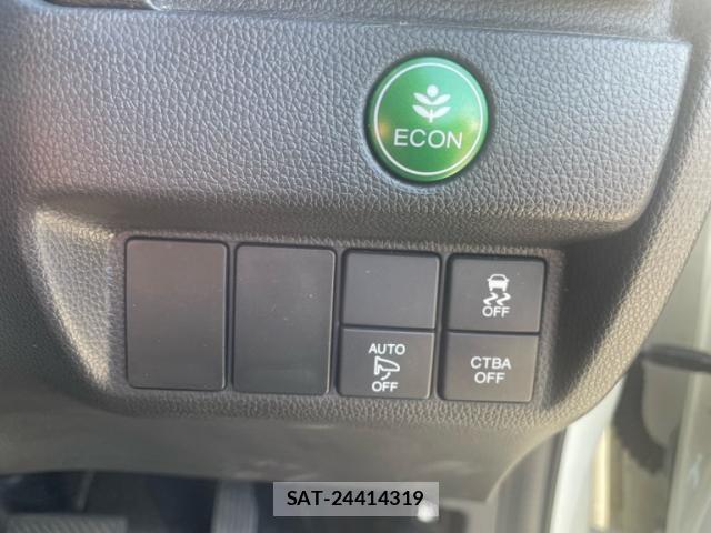 Honda FIT 2015-10 8873366-17