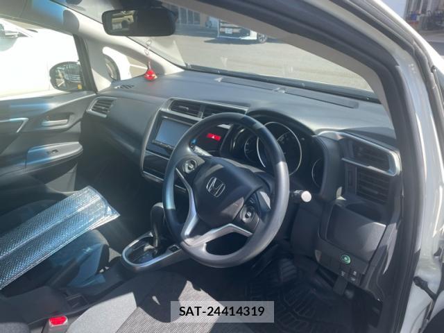 Honda FIT 2015-10 8873366-8
