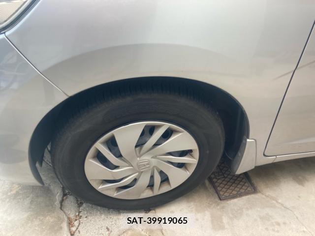 Honda FIT 2015-11 8873414-12
