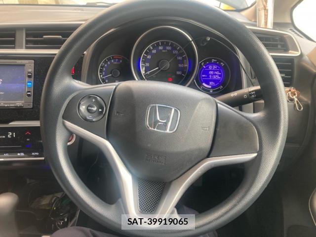 Honda FIT 2015-11 8873414-7