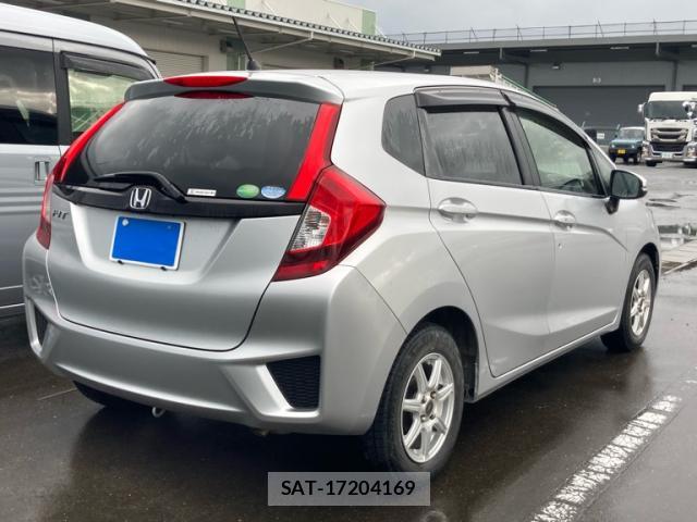 Honda FIT 2014-05 8873421-13