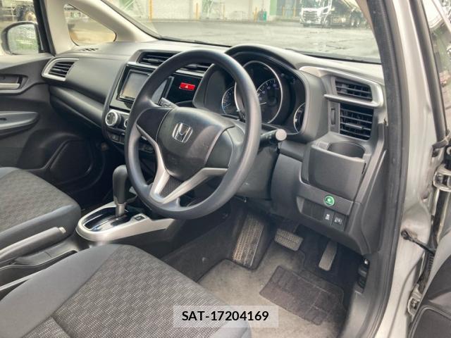 Honda FIT 2014-05 8873421-14
