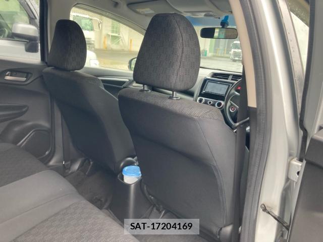 Honda FIT 2014-05 8873421-16