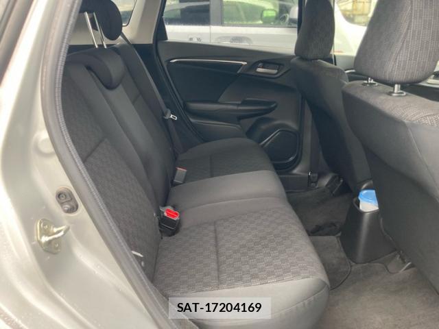 Honda FIT 2014-05 8873421-17