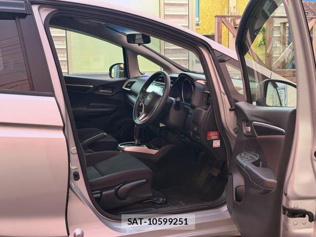 Honda FIT 2013-09 8874006-11
