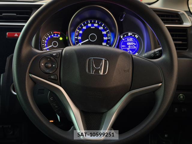Honda FIT 2013-09 8874006-13