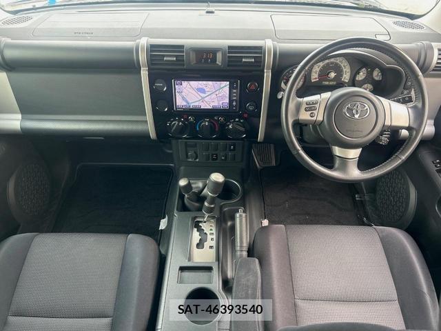 Toyota FJ CRUISER 2012-09 8873215-1