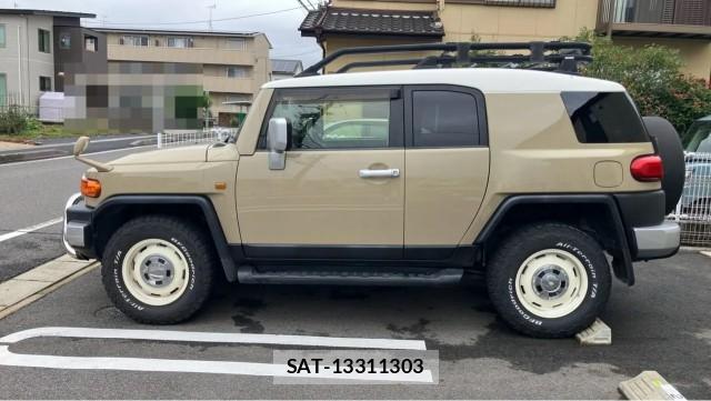 Toyota FJ CRUISER 2015-02 8874408-10