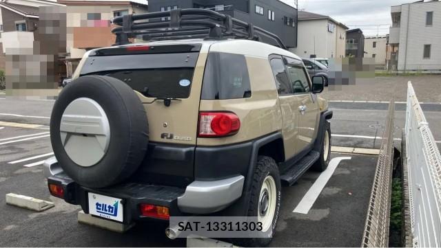 Toyota FJ CRUISER 2015-02 8874408-12