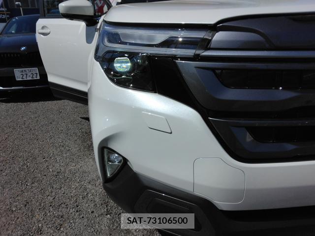 Subaru FORESTER 2026-05 8872702-13