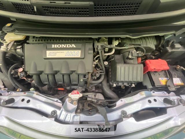 Honda FREED HYBRID 2012-04 8873916-17
