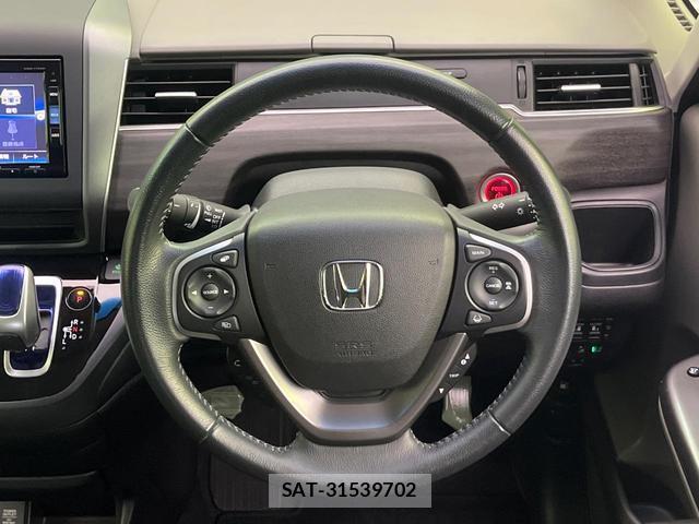 Honda FREED HYBRID 2017-01 8873938-11