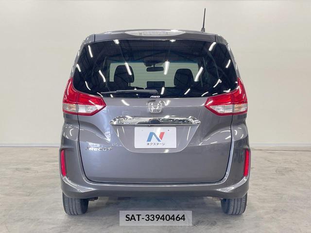 Honda FREED 2017-09 8875160-15