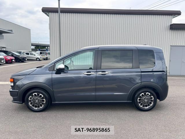 Honda FREED 2026-04 8872908-10