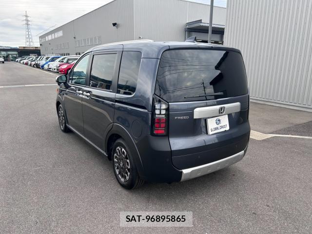 Honda FREED 2026-04 8872908-11