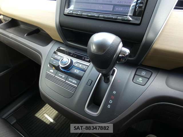 Honda FREED 2016-10 8873525-4