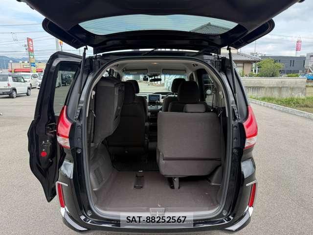 Honda FREED 2018-06 8873704-10