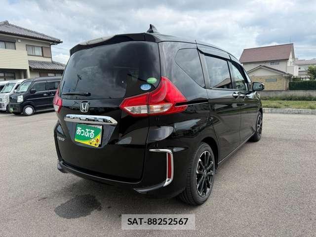 Honda FREED 2018-06 8873704-5