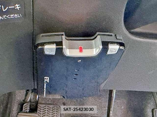 Honda FREED 2010-04 8873883-9