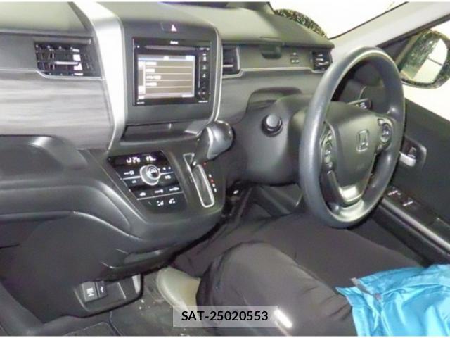 Honda FREED 2023-07 8875282-2