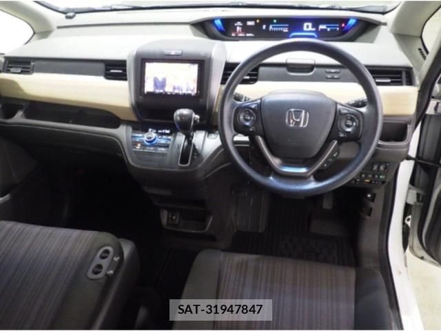 Honda FREED 2017-08 8875325-2