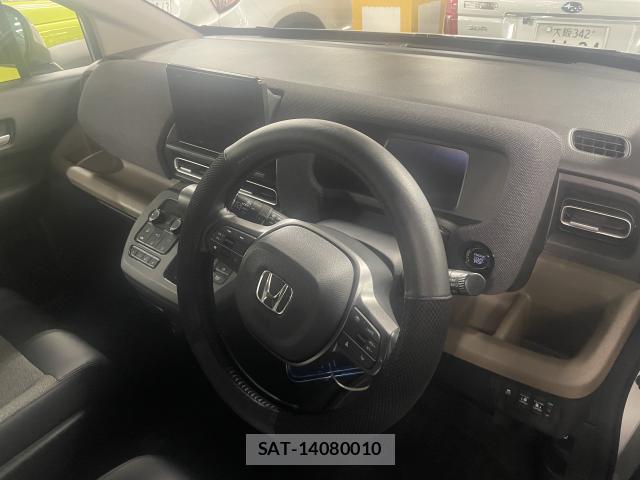 Honda FREED 2025-01 8875770-2